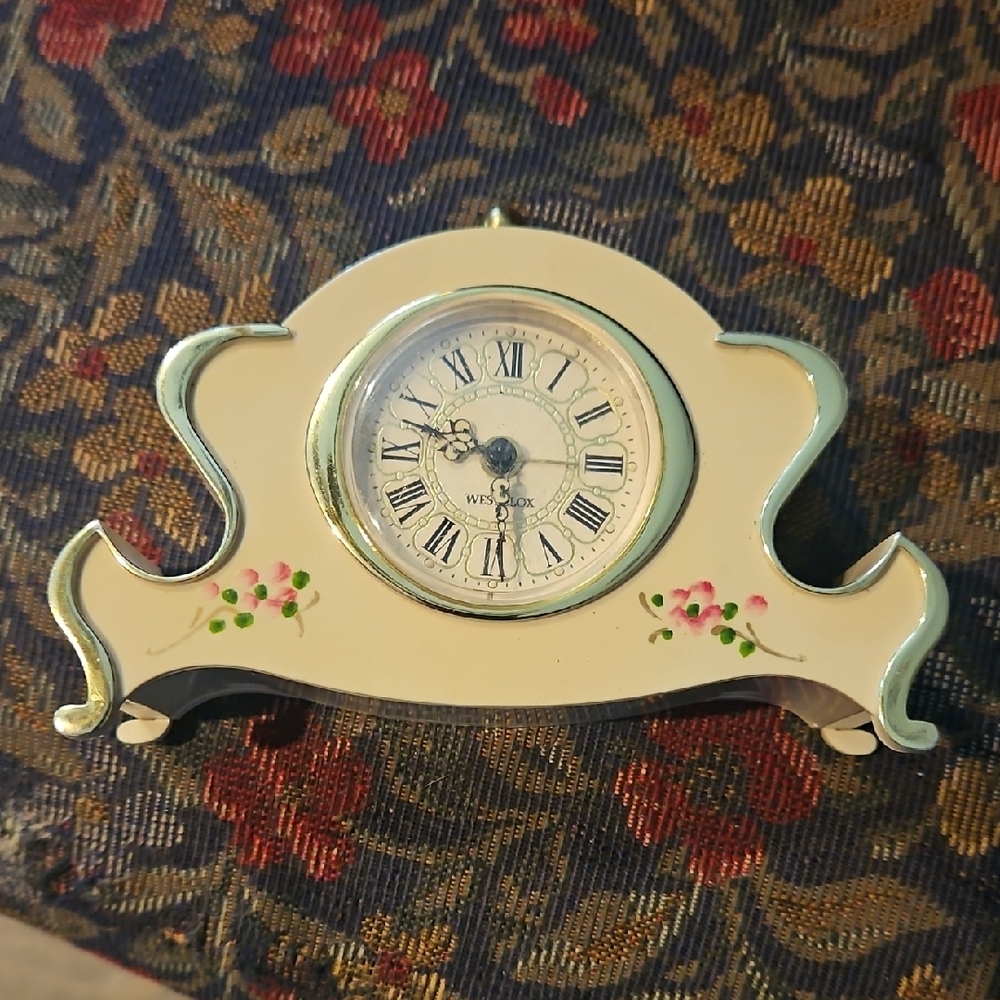 Windsor Floral Cream and Gold Table Clock